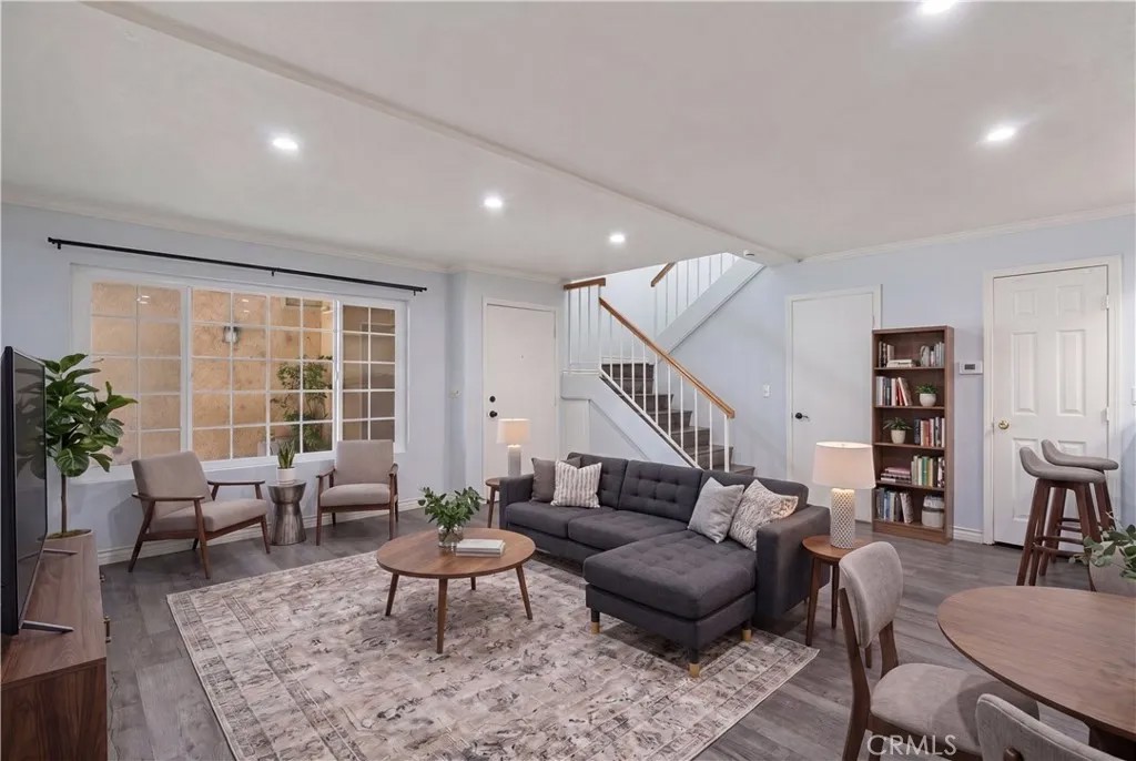 12235 Pine 4