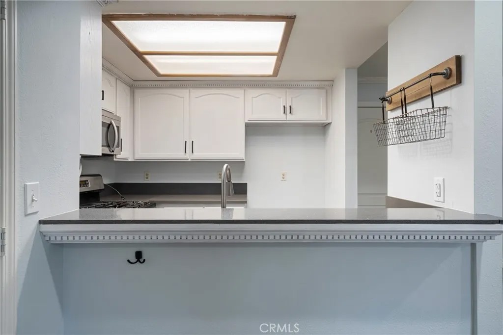 12235 Pine 4