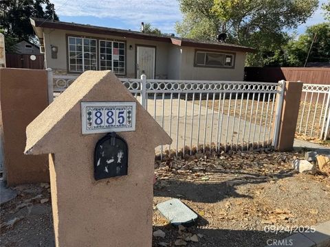 Tiny photo for 885 San Jacinto St, San Bernardino, CA 92408 (MLS # CV25238950)