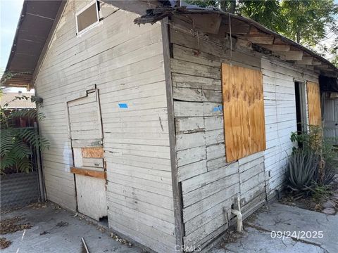 Tiny photo for 885 San Jacinto St, San Bernardino, CA 92408 (MLS # CV25238950)