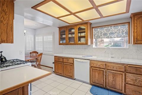 Tiny photo for 6208 Hedda Street, Lakewood, CA 90713 (MLS # PW25247150)