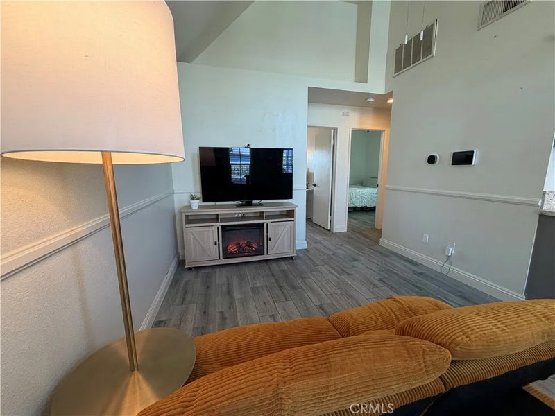 14515 Woodland 13