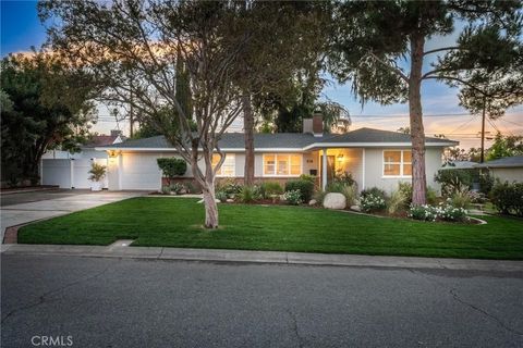 Photo of 510 Lime St, Redlands, CA 92374 (MLS # IG25220809)