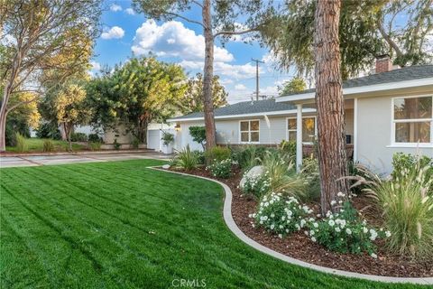 Tiny photo for 510 Lime St, Redlands, CA 92374 (MLS # IG25220809)