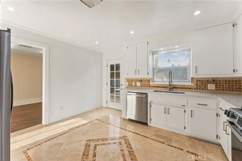 Tiny photo for 510 Lime St, Redlands, CA 92374 (MLS # IG25220809)