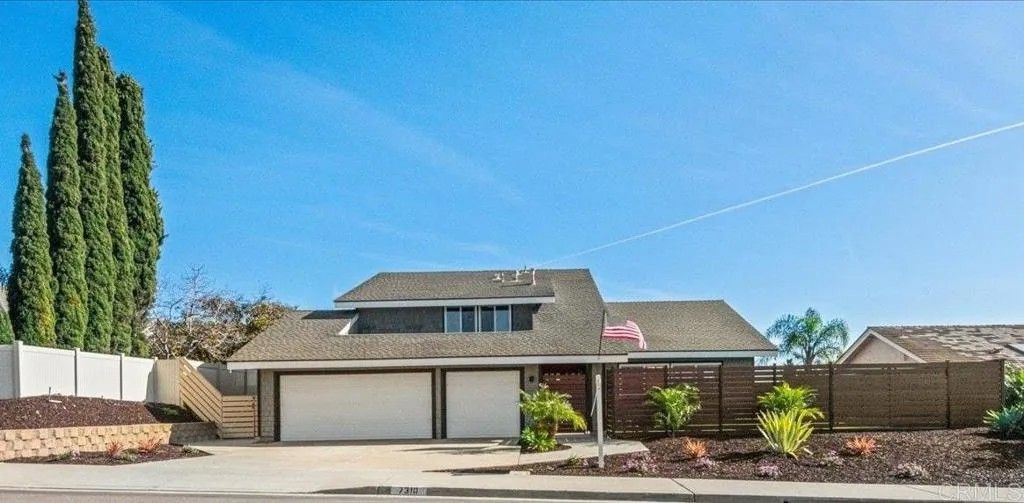 Photo of 7310 Esfera Street, Carlsbad, CA 92009 (MLS # NDP2511222)