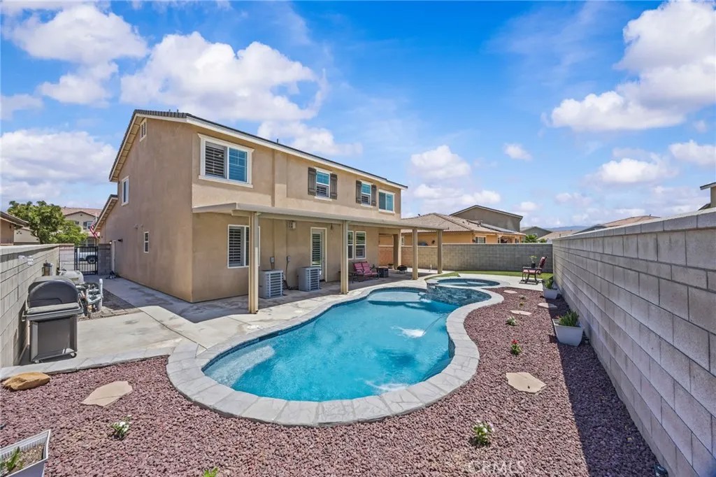 6953 Jetty Court