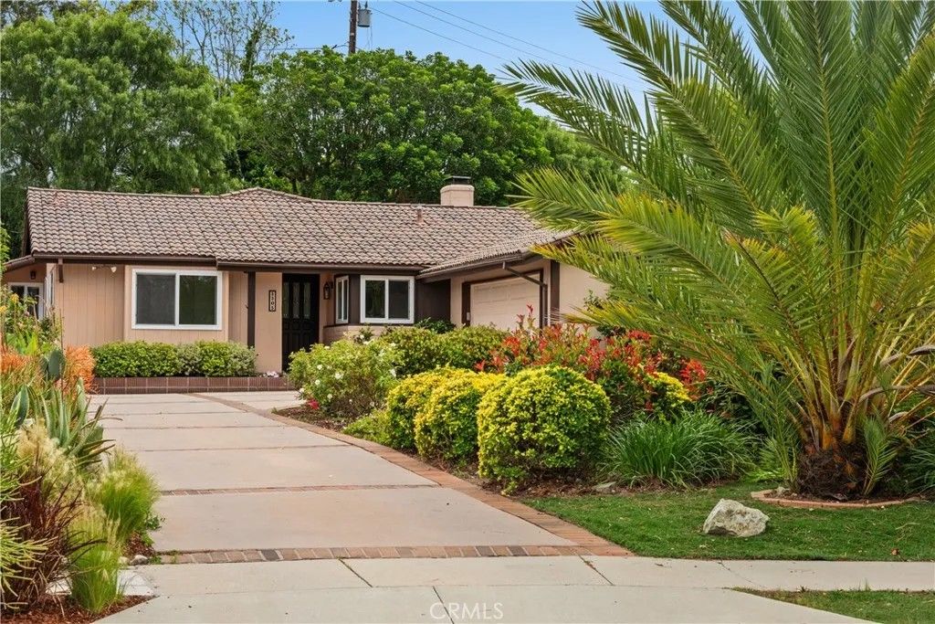 Photo of 5505 Shoreview Drive, Rancho Palos Verdes, CA 90275 (MLS # PV26086655)