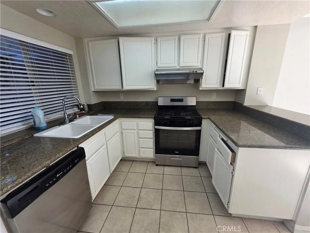 Photo of 1920 E Calico Dr, West Covina, CA 91791 (MLS # TR25274200)