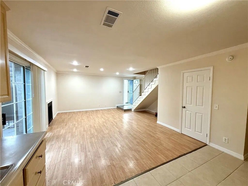 Photo of 6439 Woodman Ave #1, Van Nuys, CA 91401 (MLS # SR25280022)