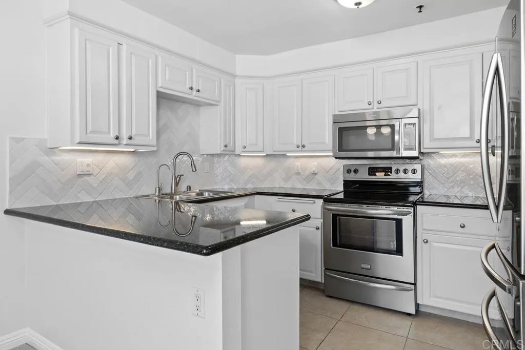 3939 ILLINOIS Street South 3D