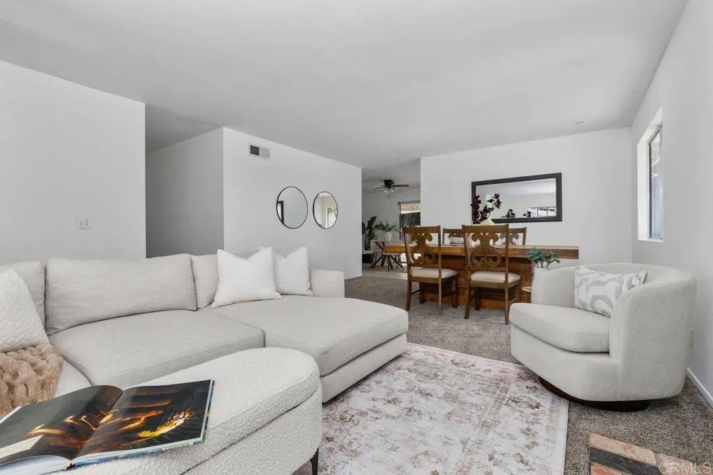 221 Henrietta Court