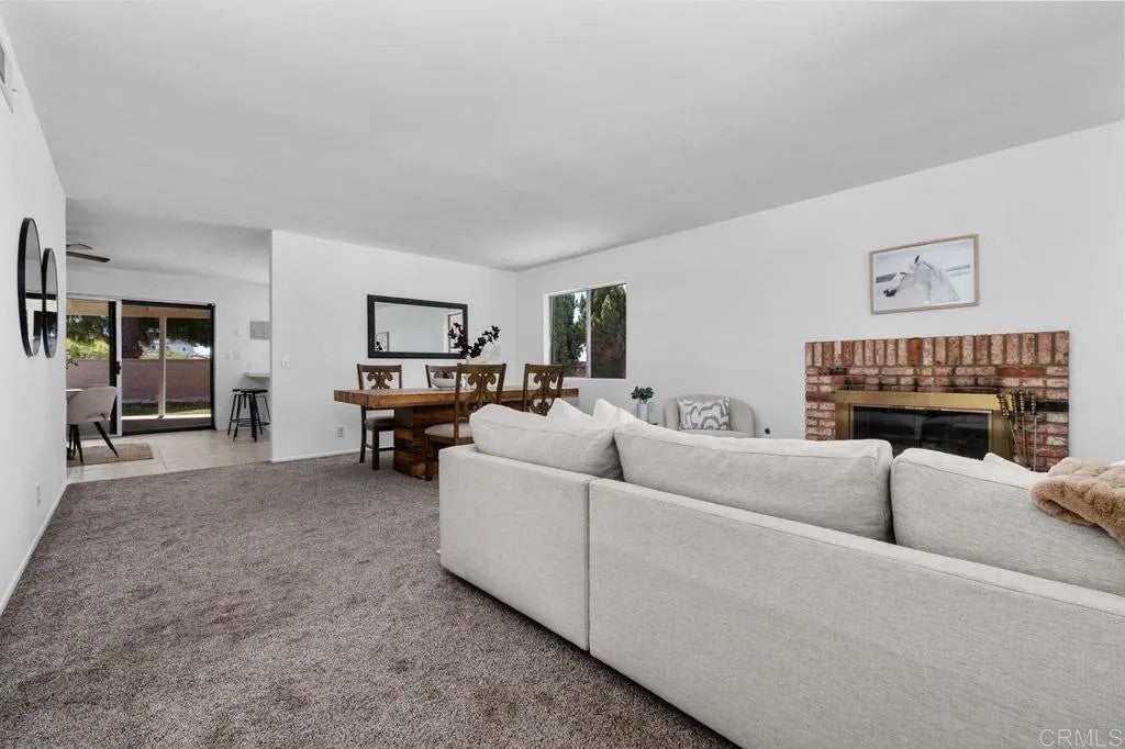 221 Henrietta Court