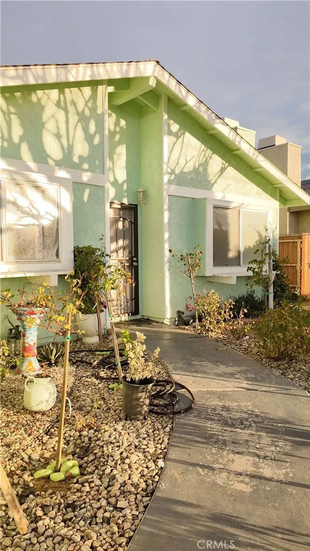 Photo of 38616 Division St, Palmdale, CA 93550 (MLS # SR26017601)