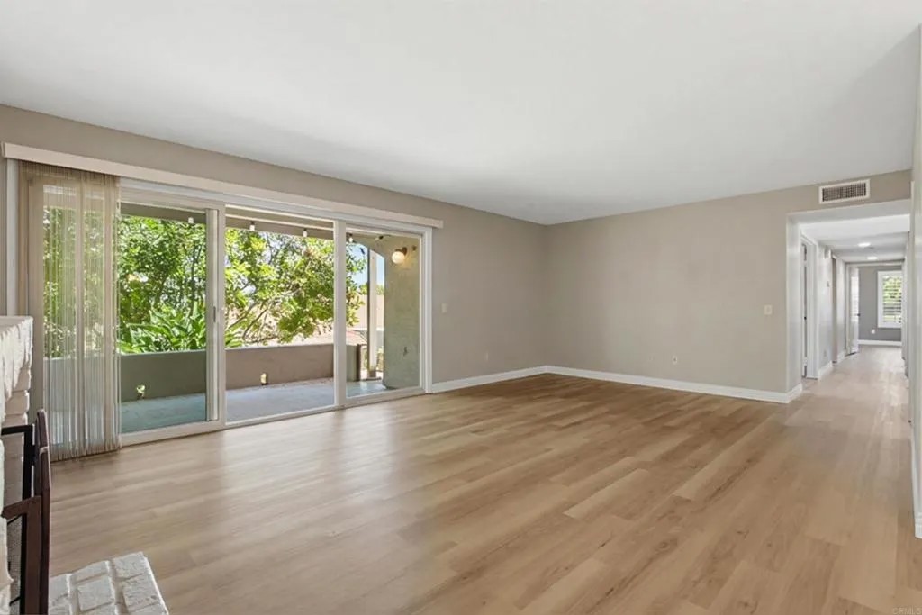 17439 Plaza Otonal