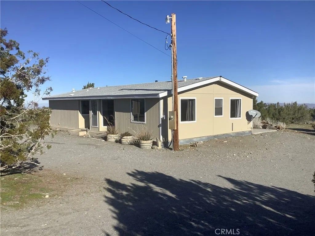 Photo of 2830 Phelan Road, Phelan, CA 92371 (MLS # HD26002080)