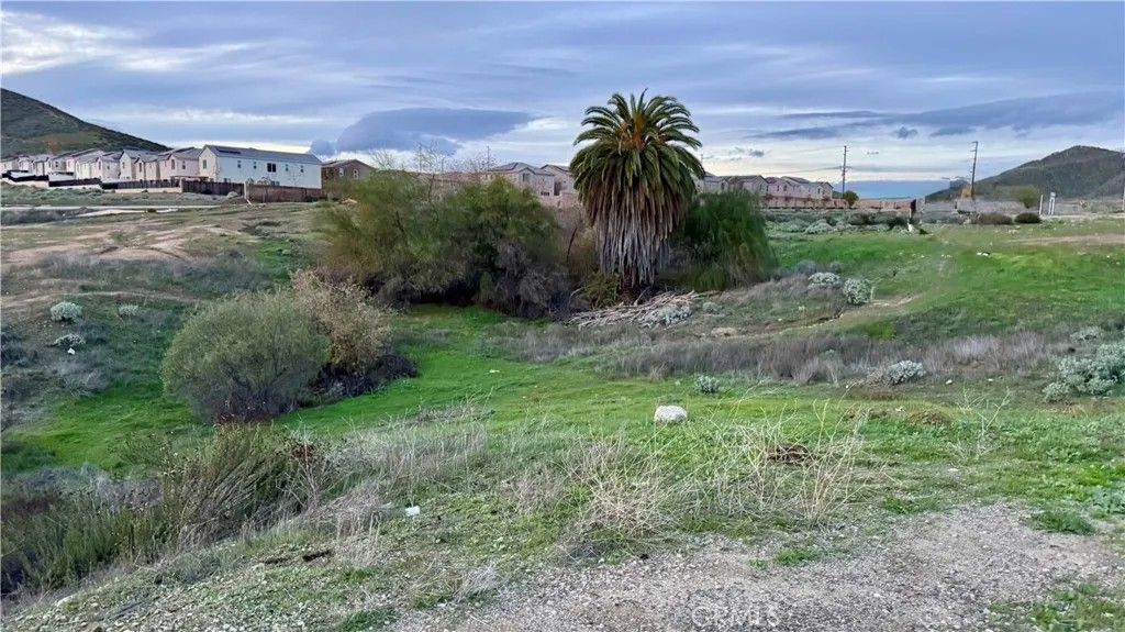 Photo of 0 E Franklin St, Lake Elsinore, CA 92530 (MLS # DW26020926)