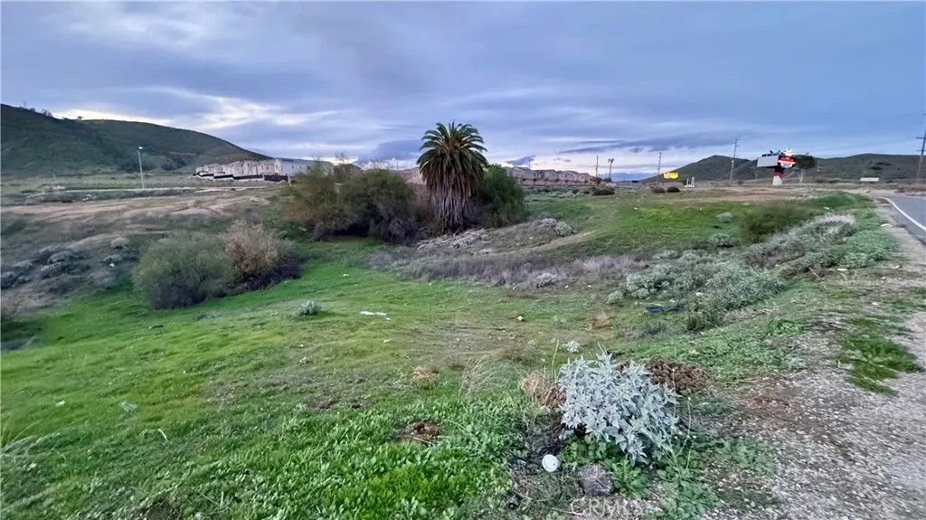 Photo of 0 E Franklin St, Lake Elsinore, CA 92530 (MLS # DW26020926)