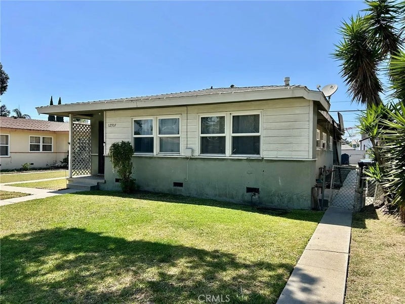 12937 Downey