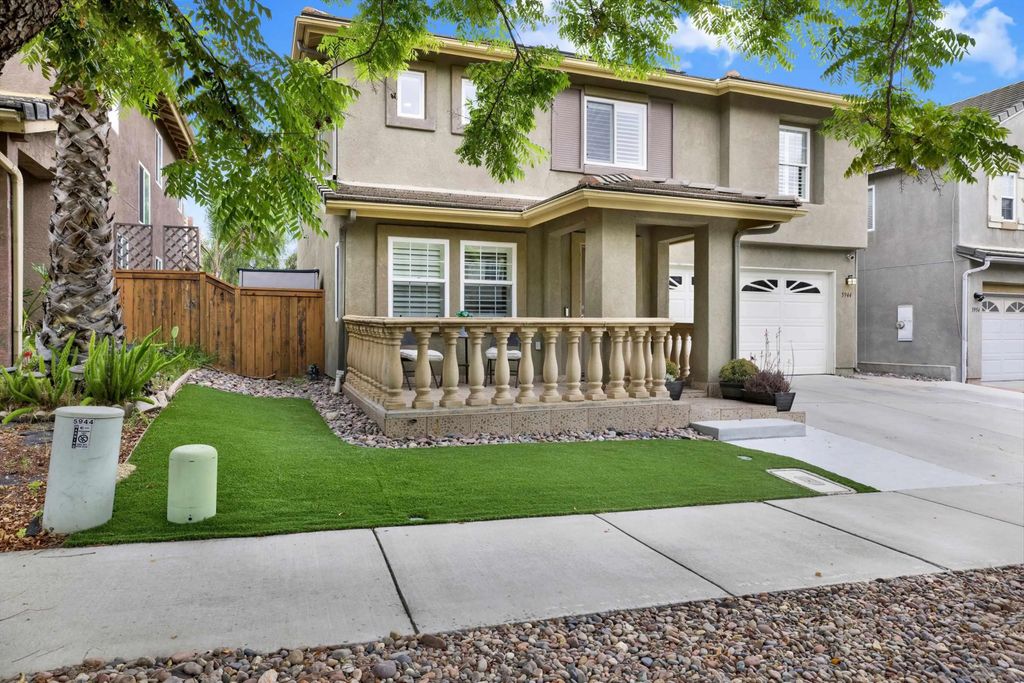 Photo of 5944 Vista Santa Catarina, San Diego, CA 92154 (MLS # 260008497)