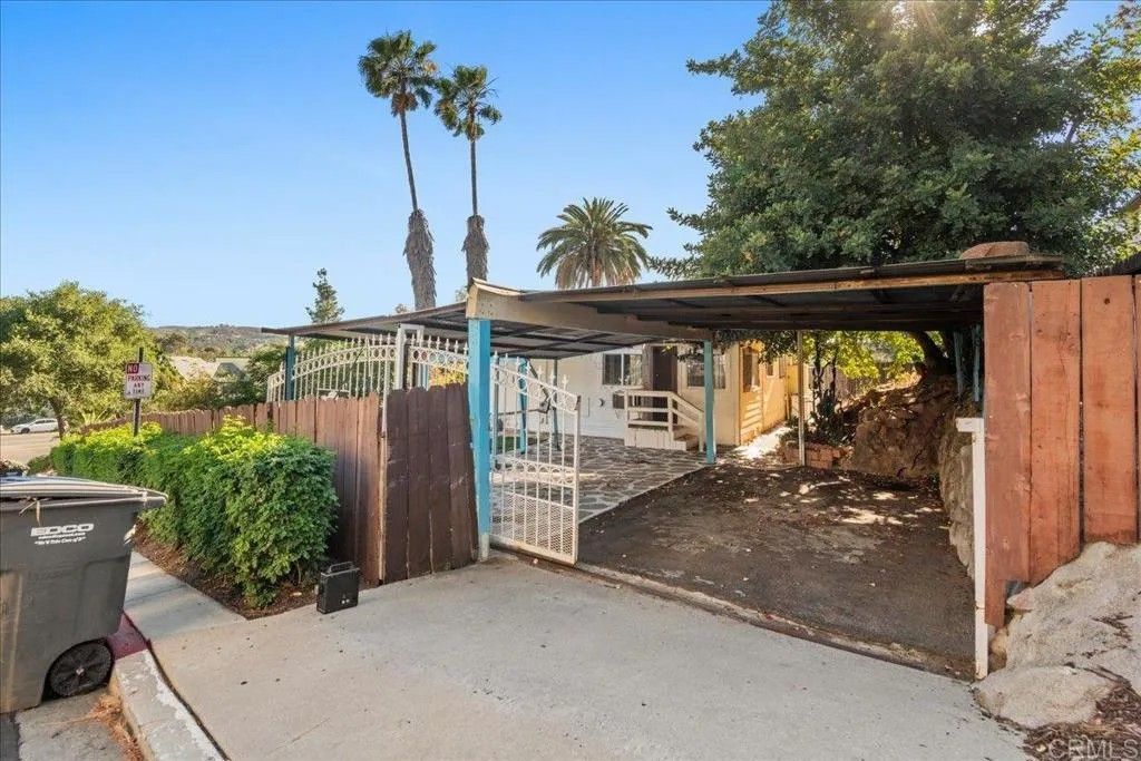 Photo of 12830 Mapleview St, Lakeside, CA 92040 (MLS # PTP2602897)