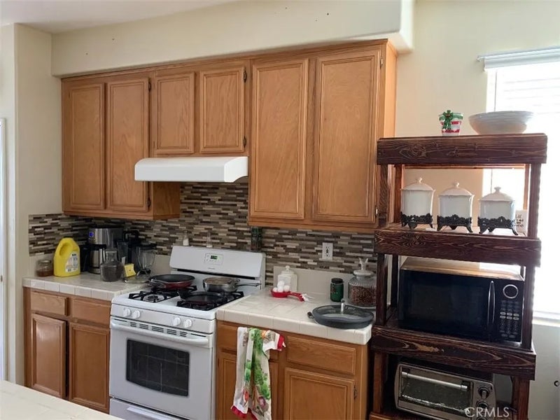 14627 Delicious Street