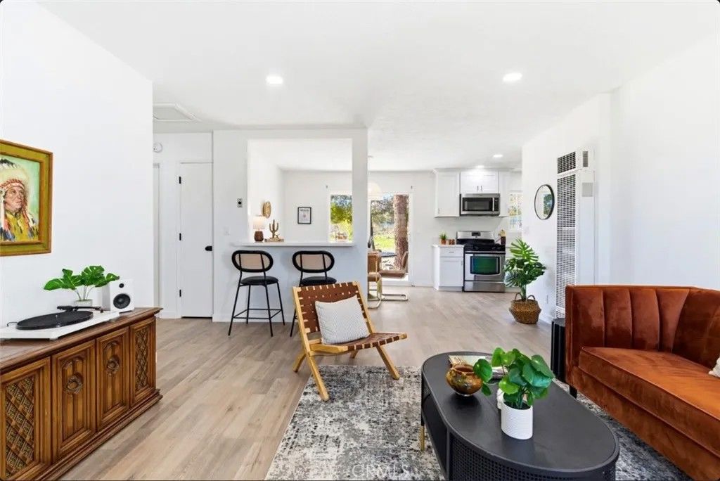 Photo of 9154 Navajo Trl, Morongo Valley, CA 92256 (MLS # TR25273387)