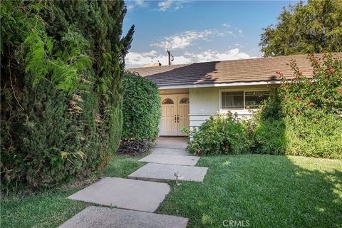 Tiny photo for 401 Estralita Pl, Fullerton, CA 92835 (MLS # PW25245684)