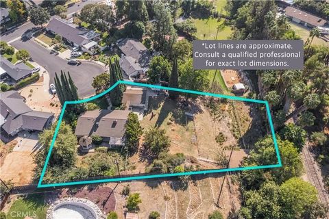 Tiny photo for 401 Estralita Pl, Fullerton, CA 92835 (MLS # PW25245684)