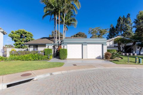 Photo of 2590 Caminito Porthcawl, La Jolla, CA 92037 (MLS # 260013628)