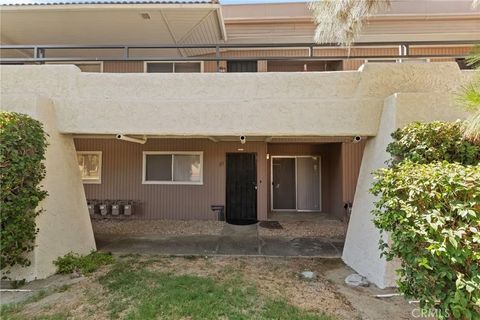 Photo of 575 N Villa Court #111, Palm Springs, CA 92262 (MLS # CV26046805)