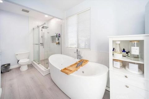 Tiny photo for 27486 Fern Pine, Murrieta, CA 92562 (MLS # SW26151965)