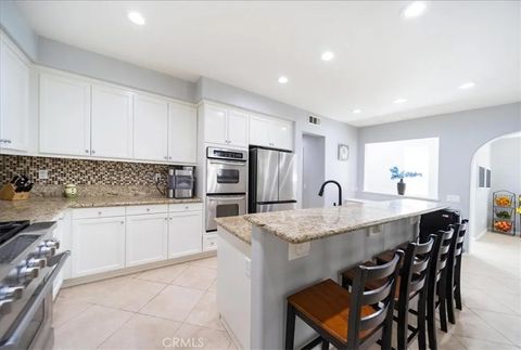 Tiny photo for 27486 Fern Pine, Murrieta, CA 92562 (MLS # SW26151965)
