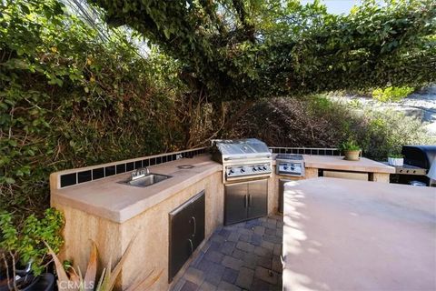Tiny photo for 27486 Fern Pine, Murrieta, CA 92562 (MLS # SW26151965)