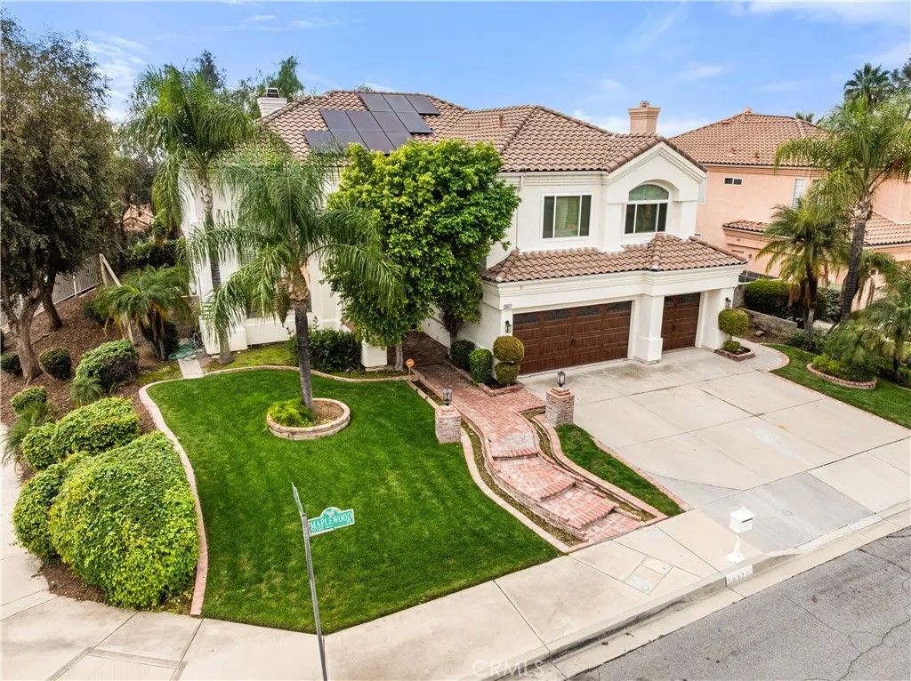 Photo of 29171 Maplewood Pl, Highlands, CA 92346 (MLS # SR25264298)