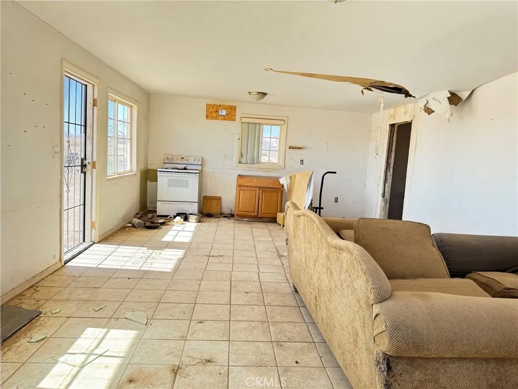 81118 Screech Owl Road