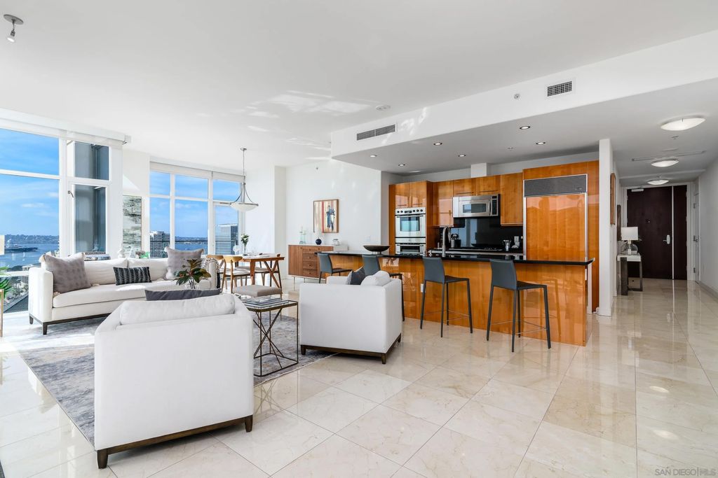 Photo of 550 Front St #1808, San Diego, CA 92101 (MLS # 260008428)