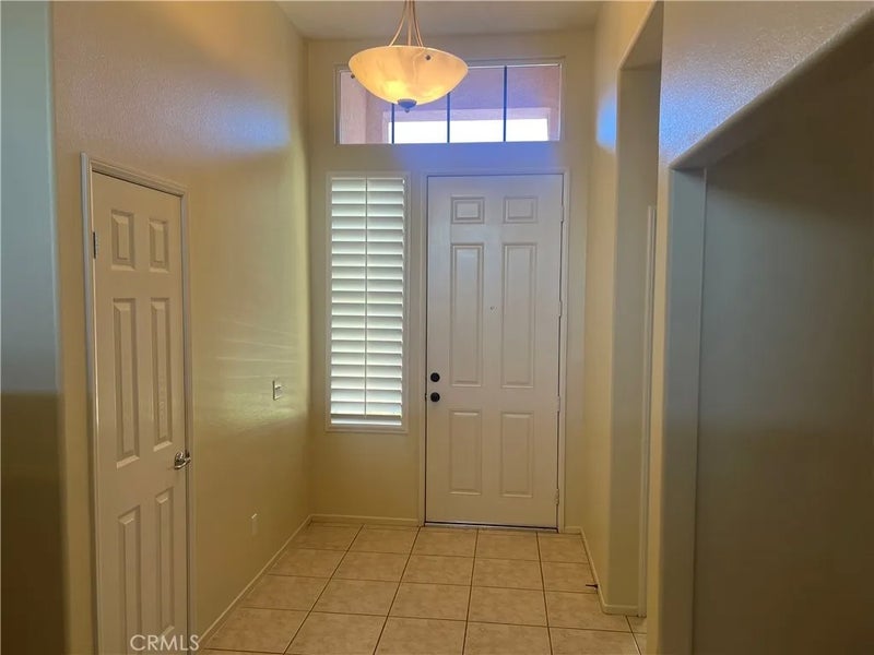 28370 Grandview