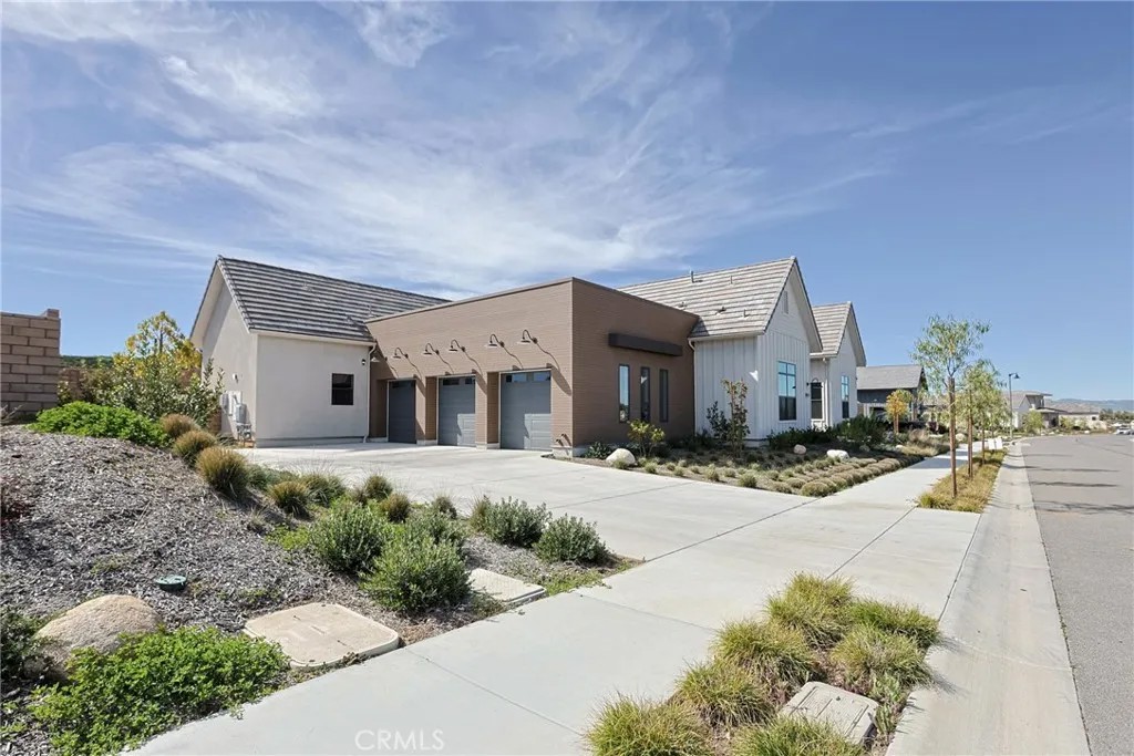 32213 DAYBROOK Terrace