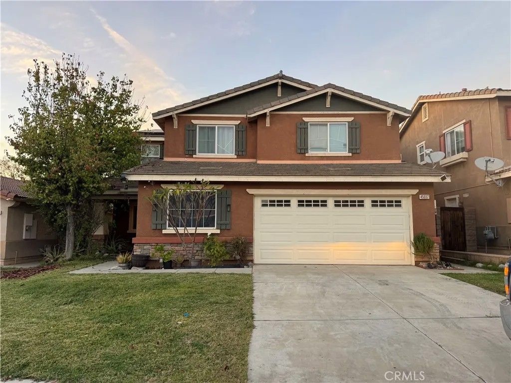 Photo of 45007 Altissimo Way, Lake Elsinore, CA 92532 (MLS # MB25279168)
