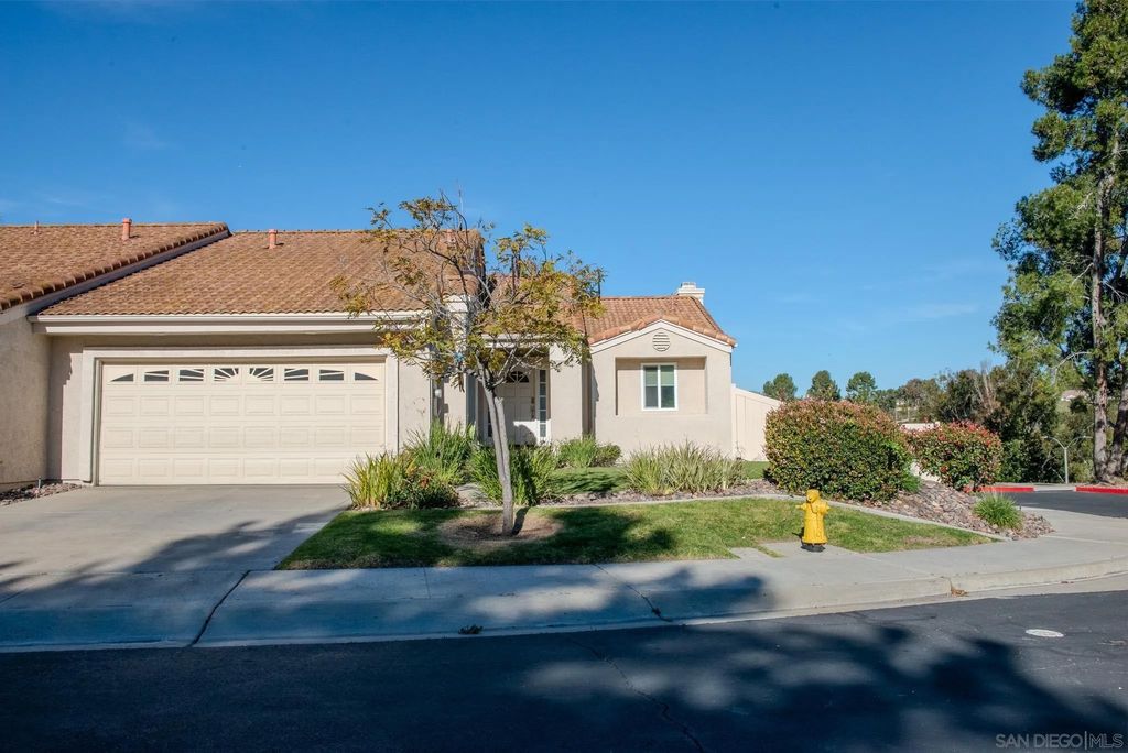 Photo of 1859 Carolyn Dr, Chula Vista, CA 91913 (MLS # 260008017)