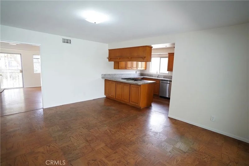 11814 Mayes Drive