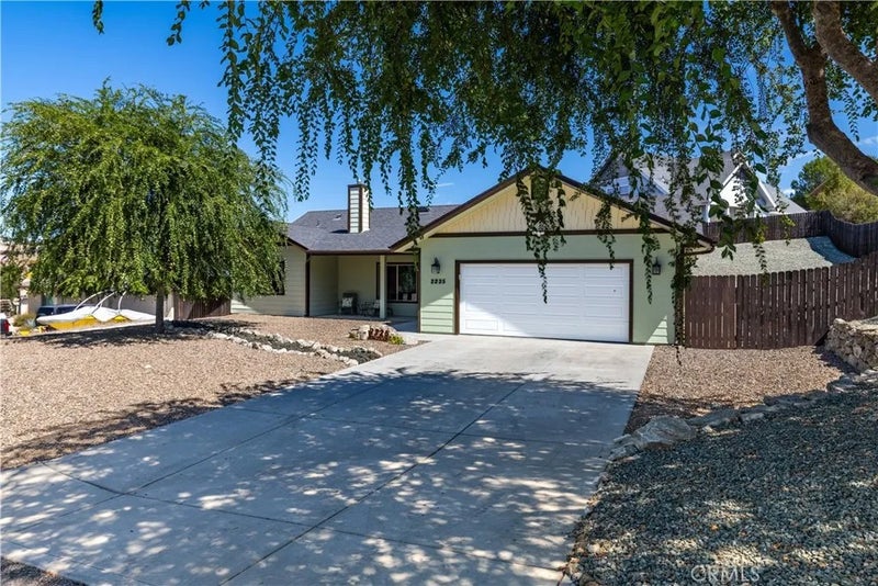 2225 Holly Drive