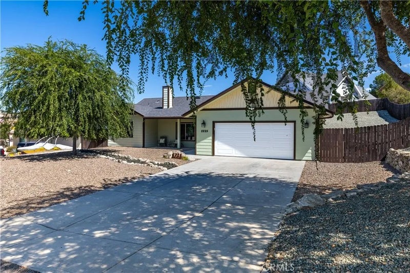 2225 Holly Drive