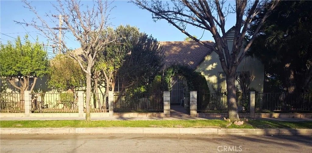 Photo of 416 N Monterey Ave, Ontario, CA 91764 (MLS # IG26055785)
