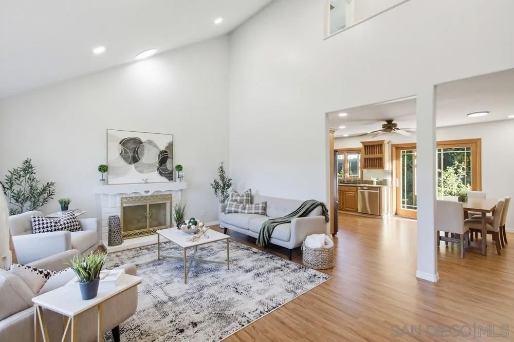 11385 Paseo Albacete