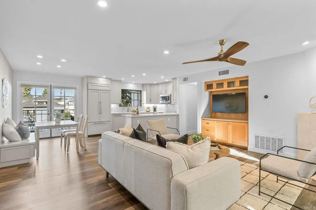 Photo of 1263 Robinson Ave #2, San Diego, CA 92103 (MLS # PTP2600252)