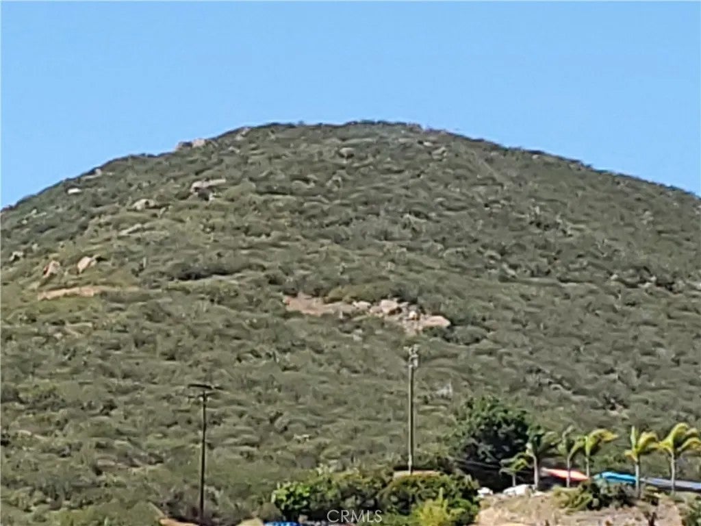 Photo of 37 Rainbow Hills, Fallbrook, CA 92028 (MLS # ND26205327)