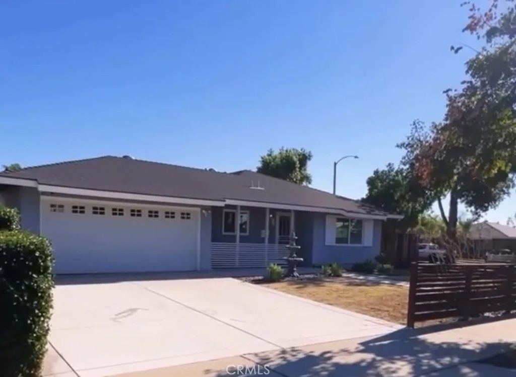 Photo of 6666 Evelyn Pl, Riverside, CA 92504 (MLS # IV25272828)