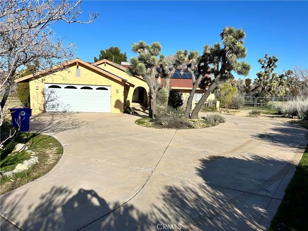 Photo of 56776 Piute Trail, Yucca Valley, CA 92284 (MLS # IG26009070)